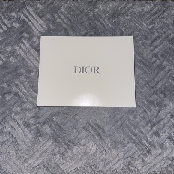 Dior Rattan Summer 2025 Woven Wristlet Clutch - Picture 2 of 4